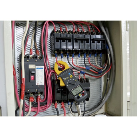 Αμπεροτσιμπίδα & πολύμετρο600a ψηφιακή